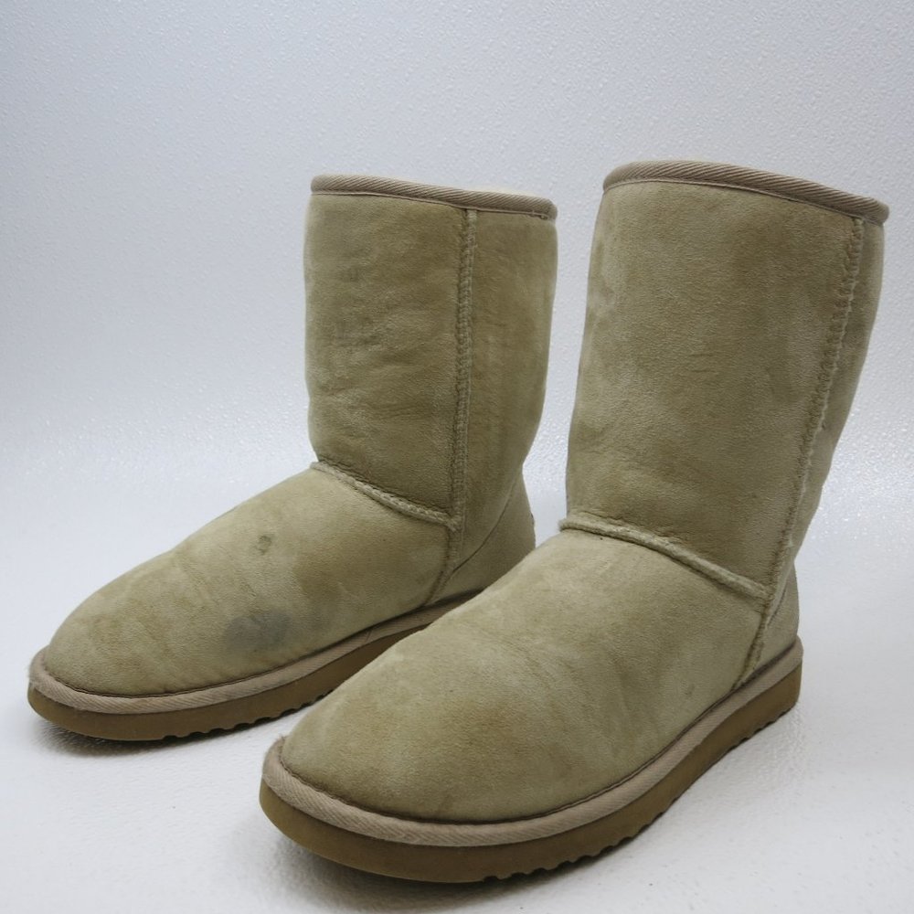 UGG 5825 Classic Short Insulated Boots Australia 8